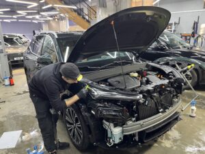 Оклейка пленкой Belgee X80