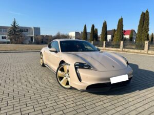Оклейка Porsche Taycan