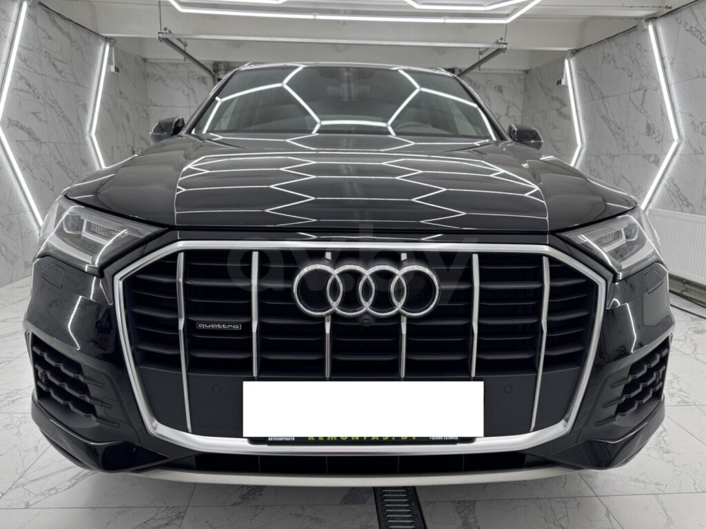 Оклейка Audi Q7