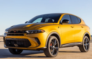 Оклейка пленкой Dodge Hornet